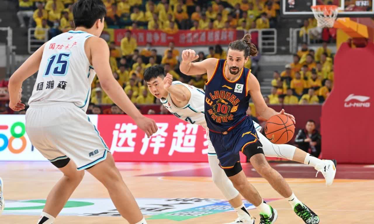 爱游戏体育-关于NBA夏联-中国男篮负黄蜂杨瀚森12分7失误6犯的信息