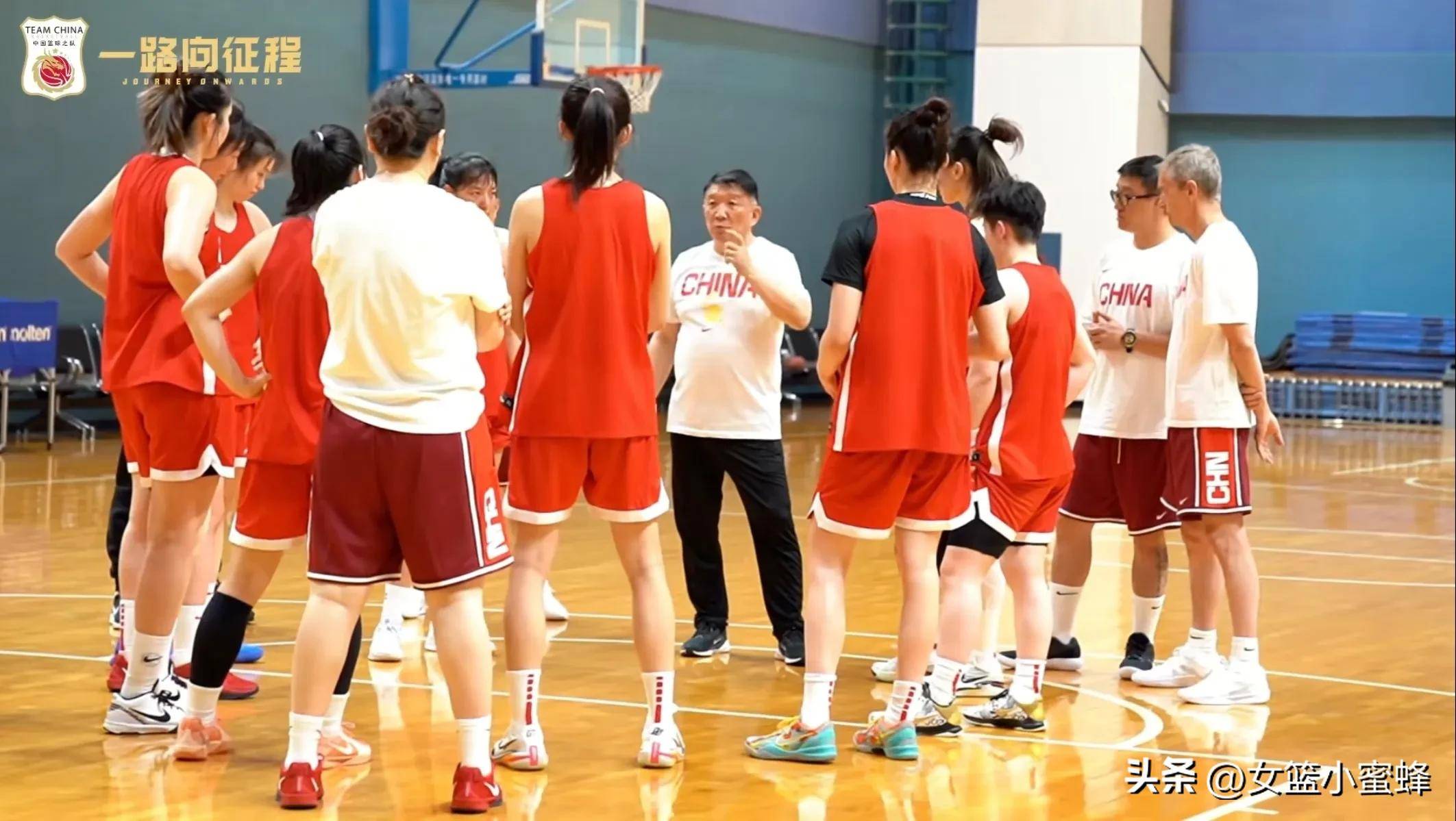女篮三分被日本完爆想念李梦？名记力挺宫鲁鸣“开除”勒布的简单介绍