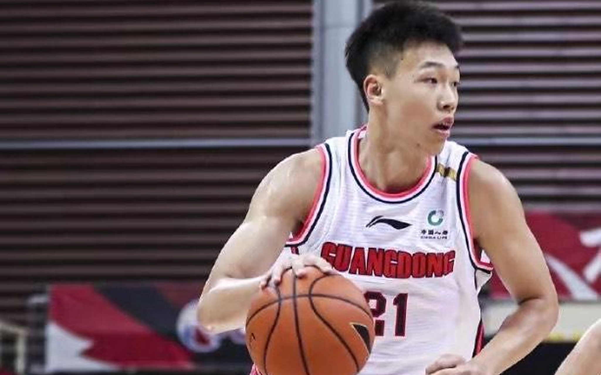 广东男篮张昊训练日常投射训练&结合球出手